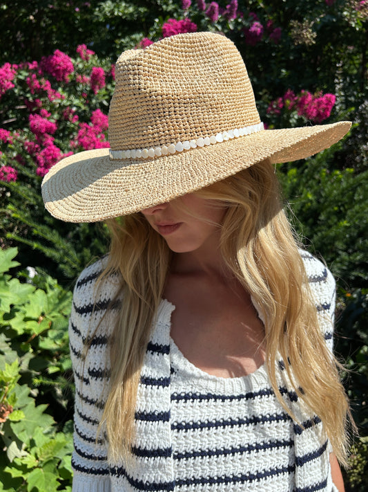 Palm Springs Straw Hat with Shell Hearts