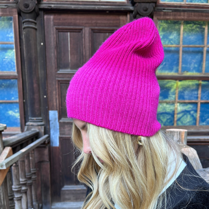 The Courchevel Cashmere Blend Ombre Beanie